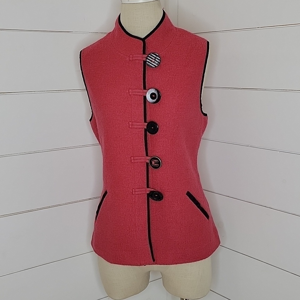 CARSON medium pink wool vest with black buttons